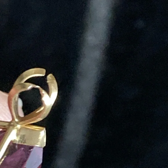 Amethyst Beautiful Tear-Drop Pendant - Picture 4 of 4